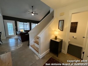 Building Photo - 15611 Knollhollow