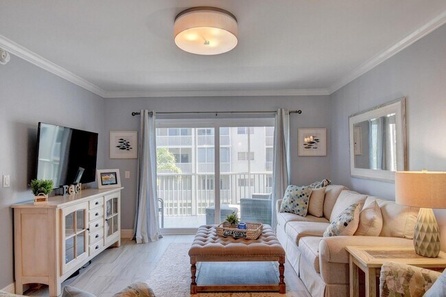 Building Photo - 650 Snug Harbor Dr