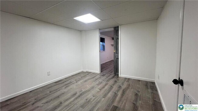 Building Photo - 520 Wild Mint Ln