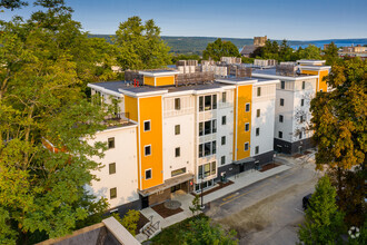 Building Photo - The Lux and Lofts