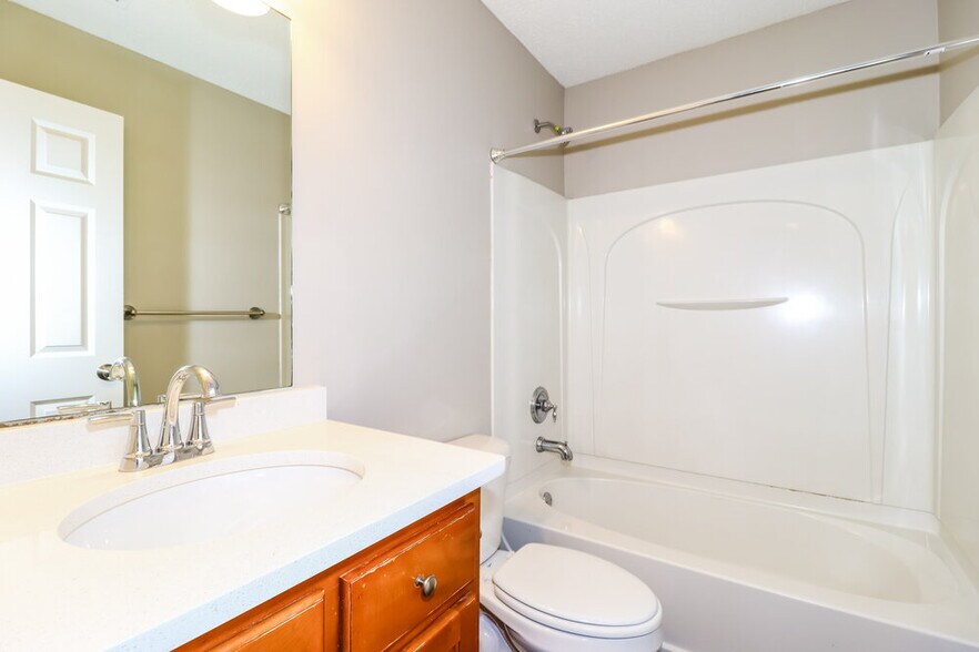 Building Photo - 8416 Berkley Dr