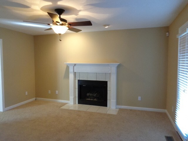 Building Photo - 2276 Pewter Dr