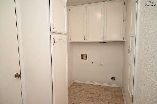 Building Photo - 1206 Amherst St