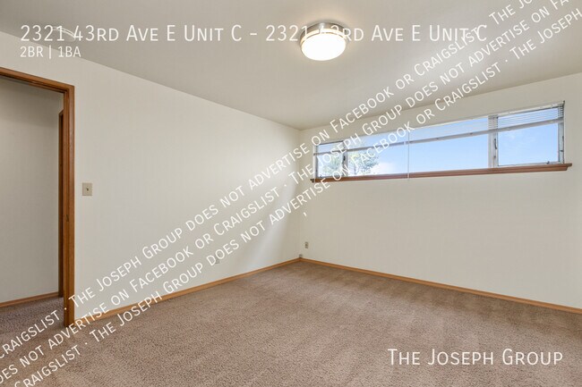 Building Photo - 2321 43rd Ave E