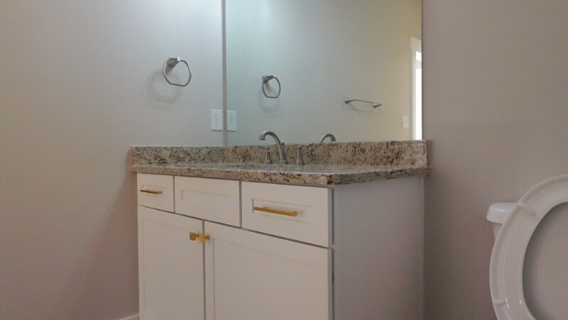 Building Photo - 231 Pineneedle Rd