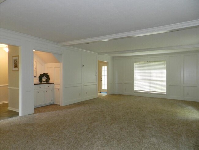 Building Photo - 9403 Oxted Ln