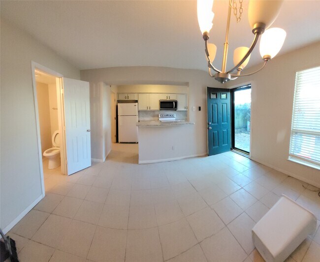 Building Photo - 2139 Shiveley Cir