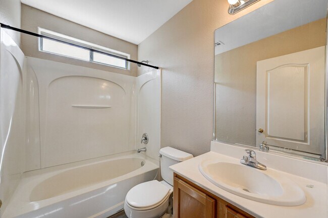 Building Photo - Single Family Home in N Las Vegas Aliante Area