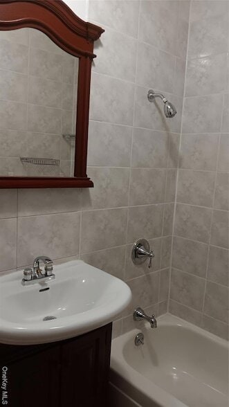 Building Photo - 1811 Wallace Ave