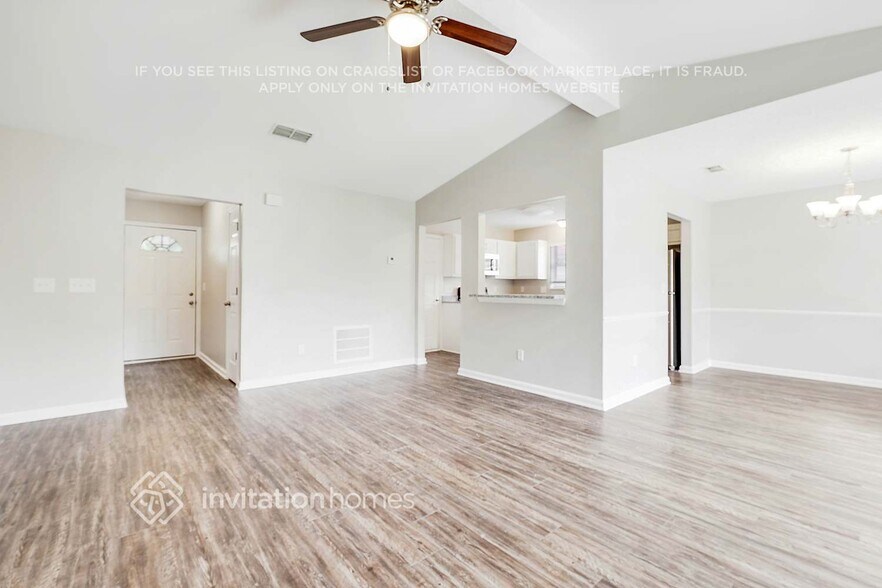 Building Photo - 7800 MacDougall Dr