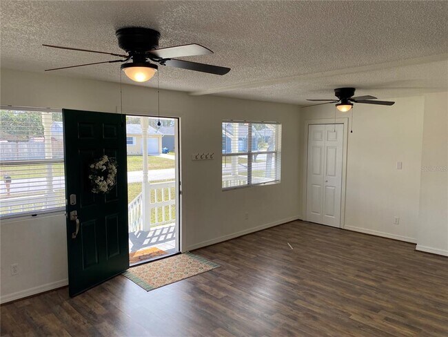 Building Photo - 14183 Pomona Ave