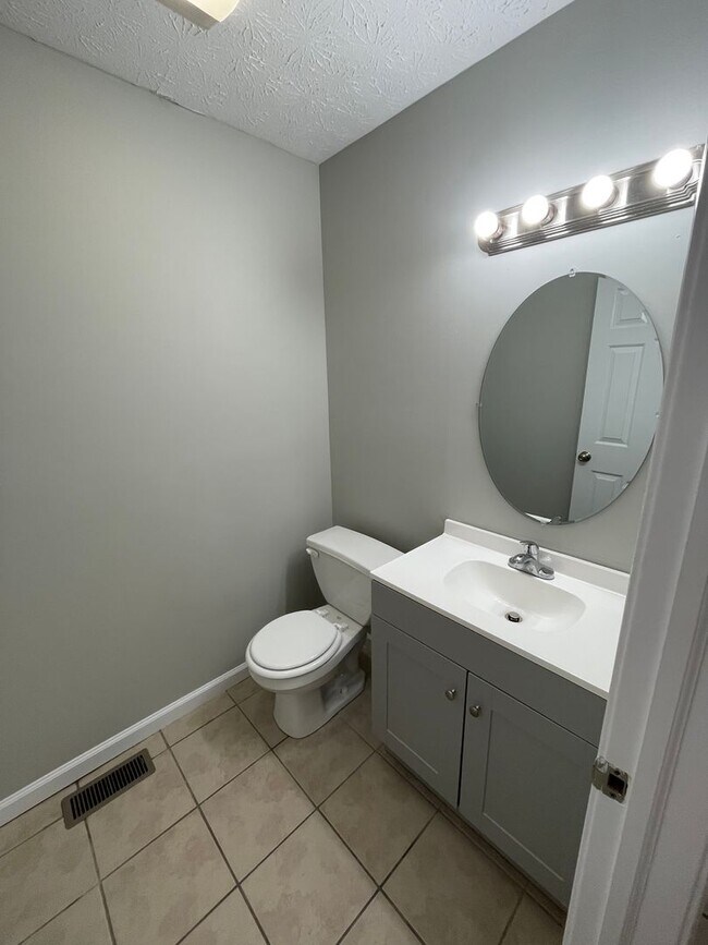 Building Photo - 3891-3895 Ledyard- FEATHERSTON