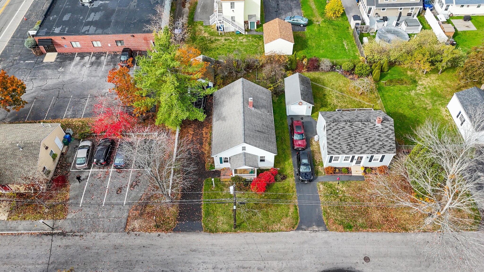 Building Photo - 12 Lawrence Ave