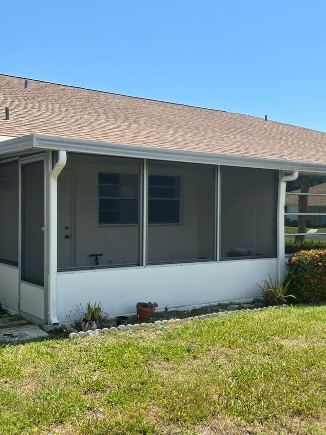 Building Photo - 933 Savannas Point Dr