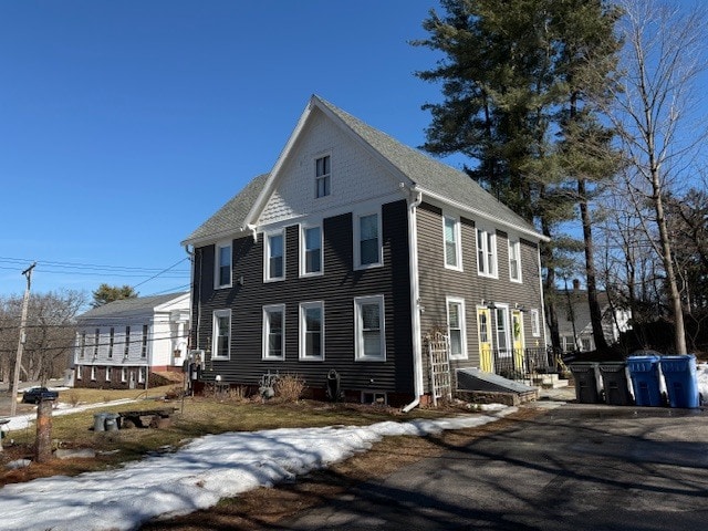 Building Photo - 462 N Main St