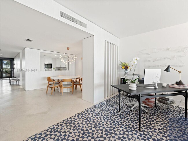 Building Photo - 5142 Fisher Island Dr