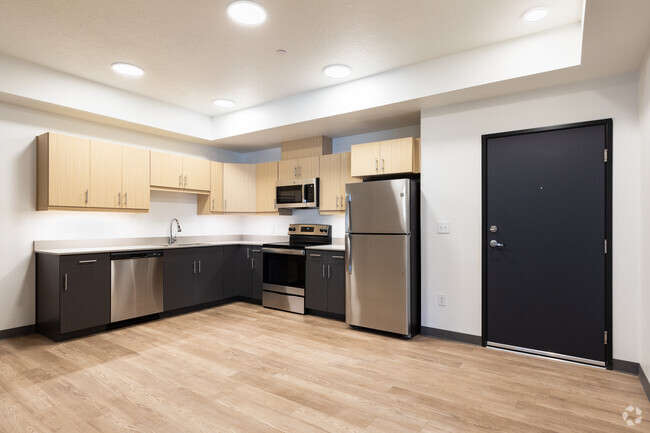 2BR, 2BA - 882SF - Capitol Homes Apartments