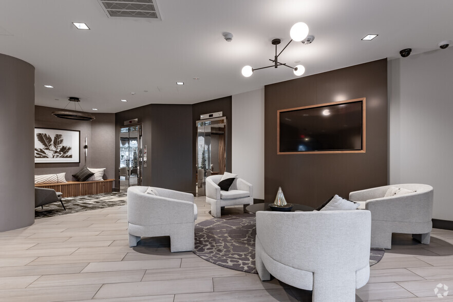 Skyrise Luxury Apartments - 525 S Burdick St Kalamazoo MI 49007 ...