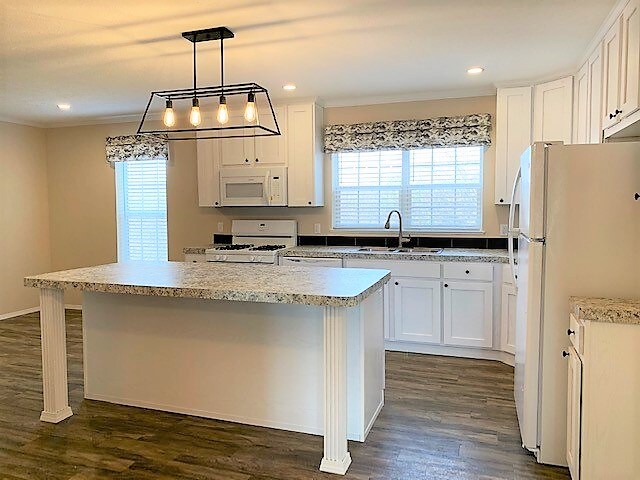 Building Photo - 1255 Concord Dr