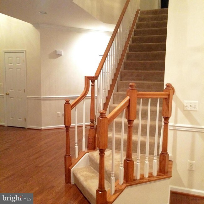 Building Photo - 3363 Oakham Mt Dr