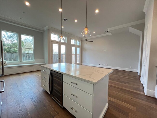 Building Photo - 3304 Timbergrove Heights St.