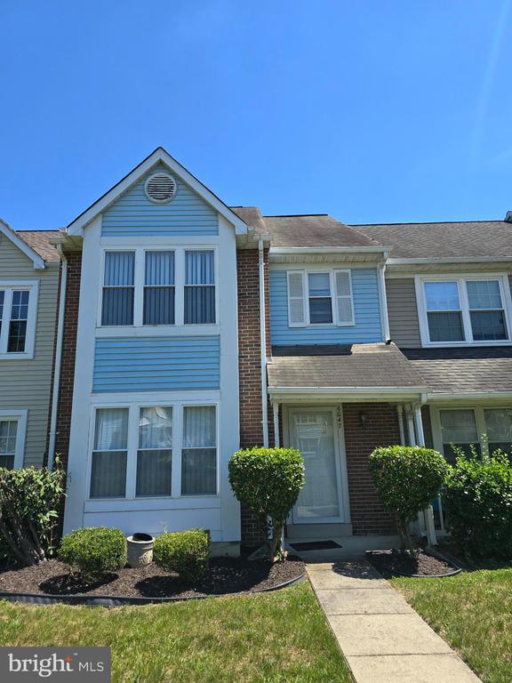 Building Photo - 6047 Sirenia Pl