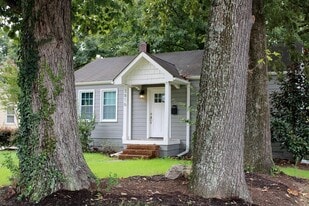 Building Photo - 3816 The Plaza