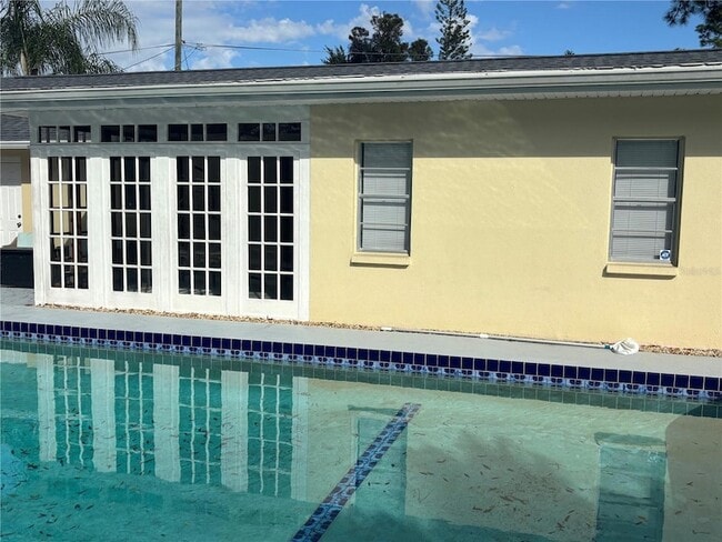 Building Photo - 2226 Fairfield Ave