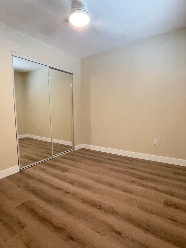 Building Photo - Newly renovated 3bd