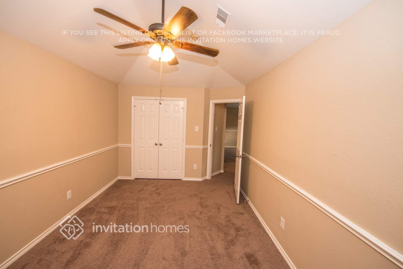 Building Photo - 1621 Churchill Ln