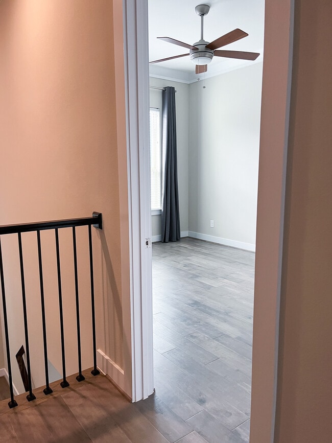 Building Photo - 2643 Fountain Key Blvd