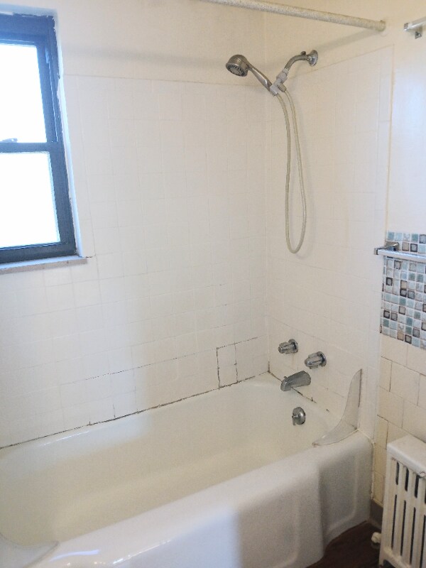 Building Photo - 472 Hoodridge Dr