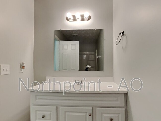 Building Photo - 6097 Camden Forrest Dr