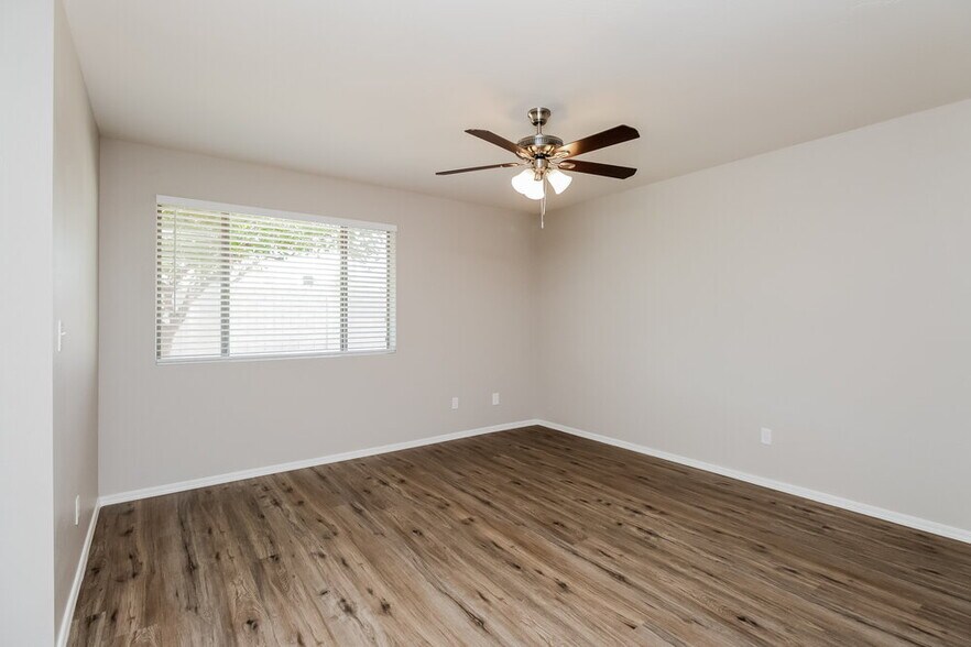 Building Photo - 840 S 21st St