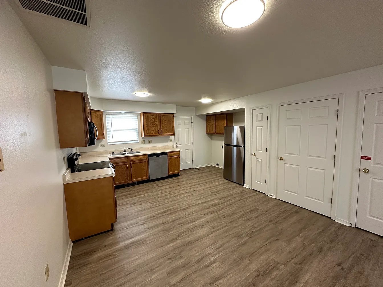 Building Photo - 2818 Fremont Ct