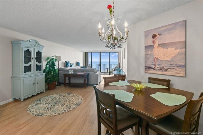 Building Photo - 9650 S Ocean Dr