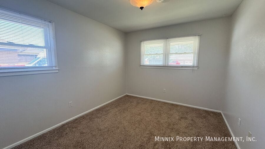 Building Photo - 3204 W Dengar Ave