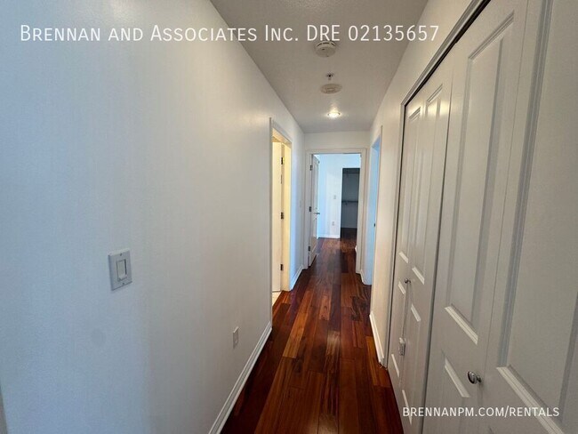 Building Photo - 850 Beech St