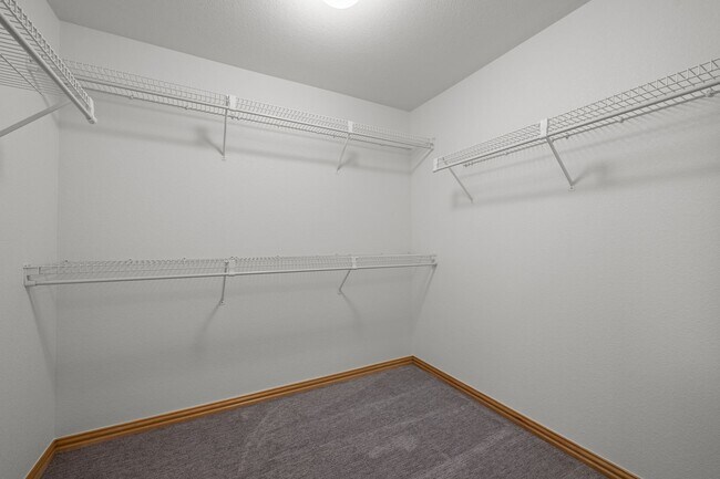 Building Photo - 10197 S Fairgate Way
