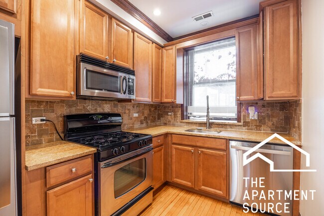 Building Photo - 4305 N Richmond St