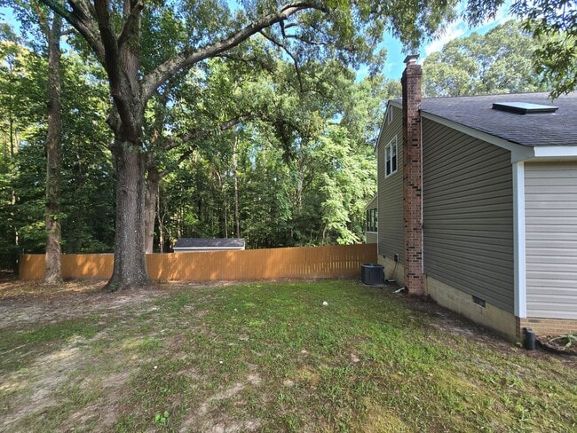 Building Photo - FULLY REMODELED 3 BR HOUSE IN PRINCE GEORG...
