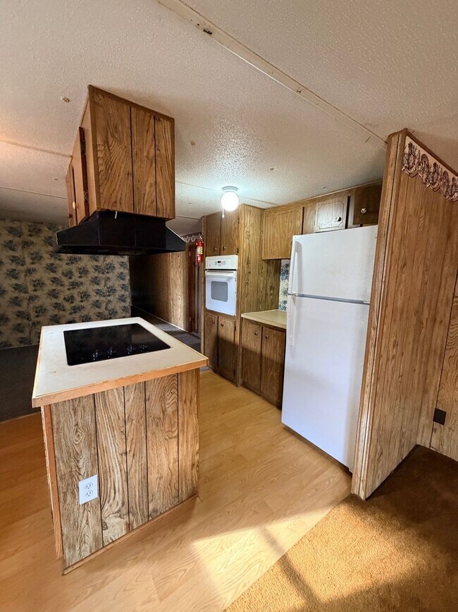 Building Photo - 113 Bream Ave