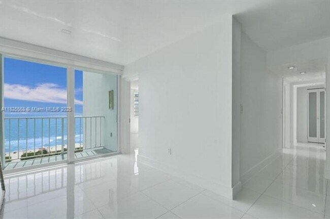Building Photo - 6450 Collins Ave