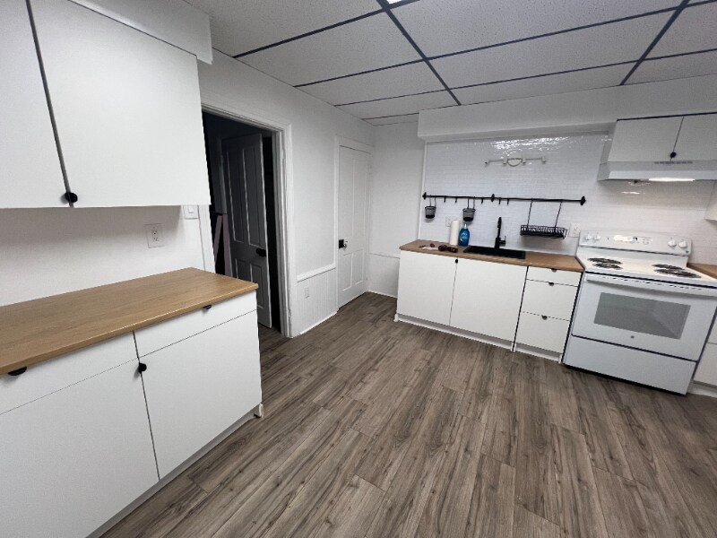 Building Photo - 531 Walnut St