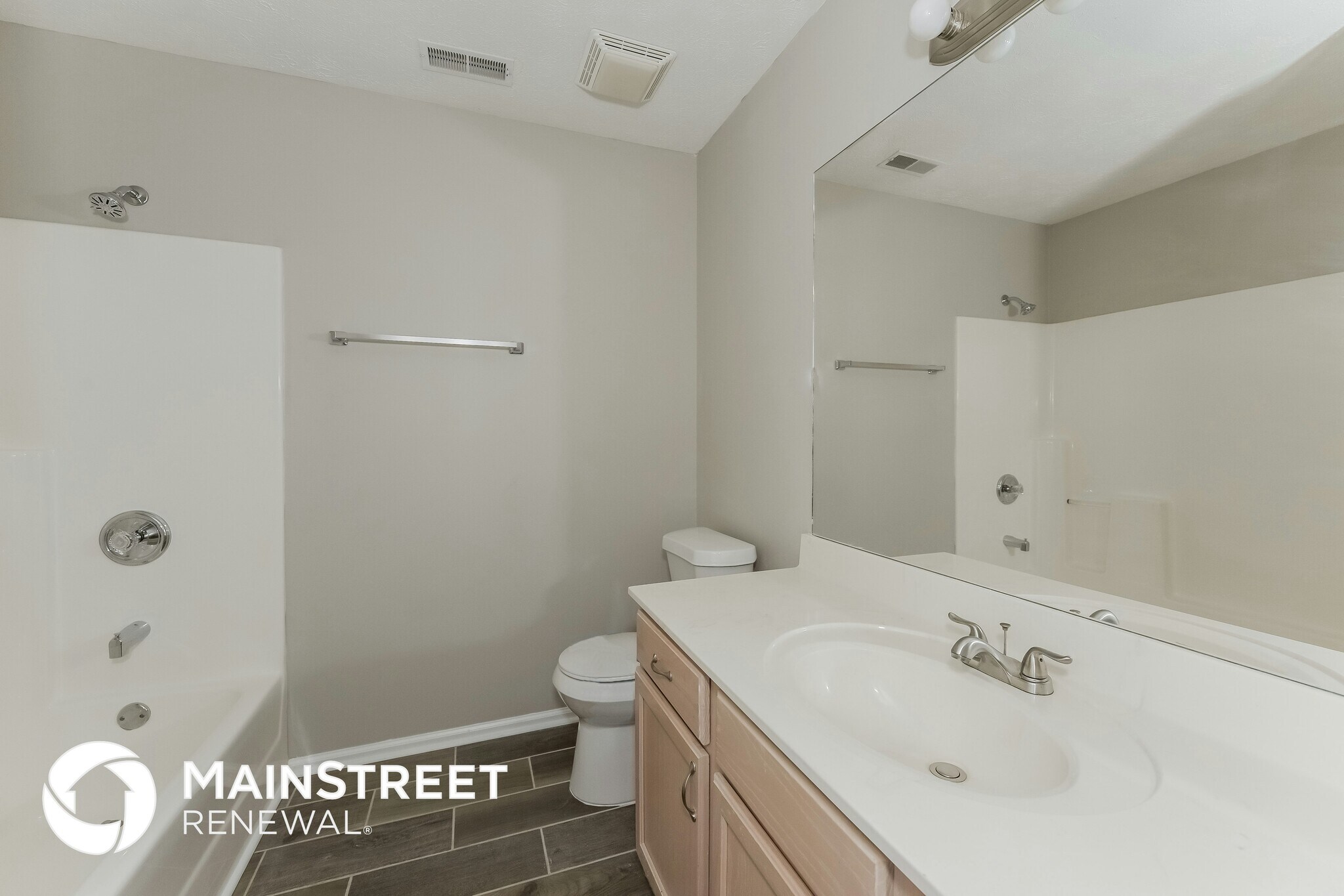 Building Photo - 706 Pinehurst Point