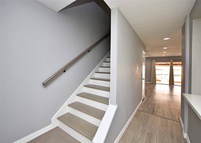 Building Photo - 14573 Misty Meadow Ln