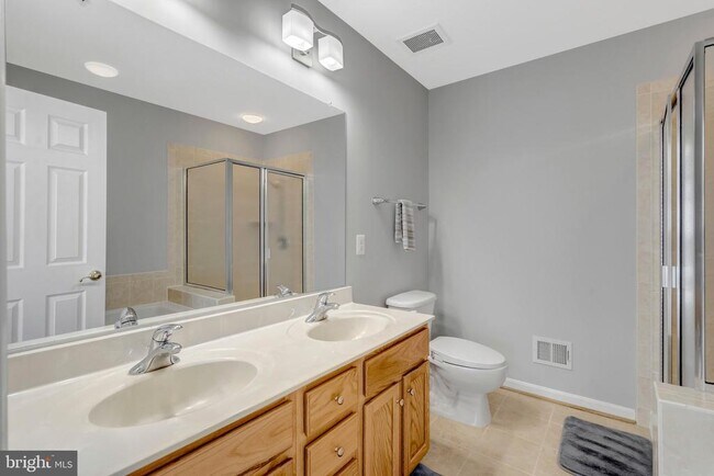 Building Photo - 4569 Whittemore Pl