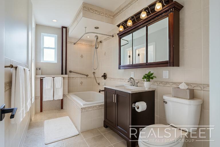 Building Photo - Spacious Modern 2BR in Bed-Stuy | Prime Willoughby & Marcy Location