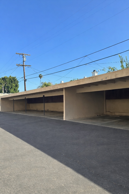 Building Photo - 4350 Troost Ave