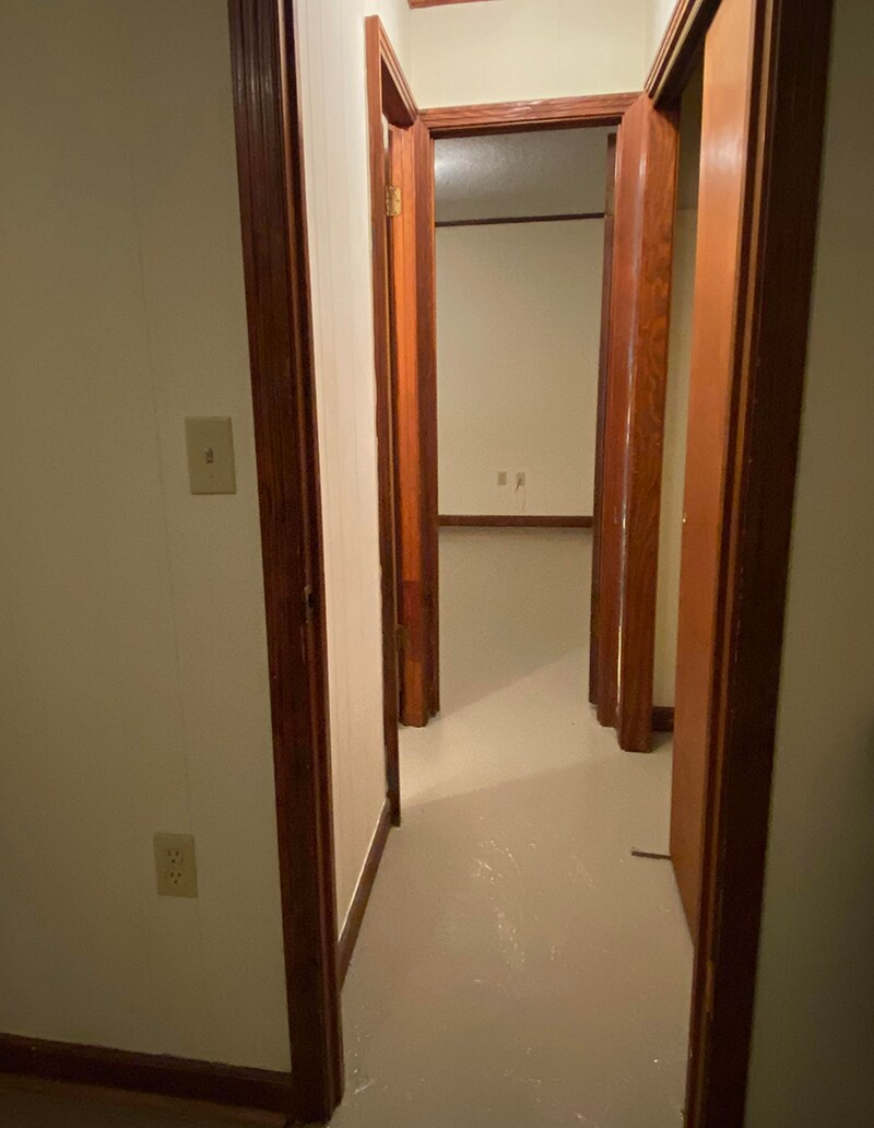 Hallway view from livingroom. - 1109 North Yale Street